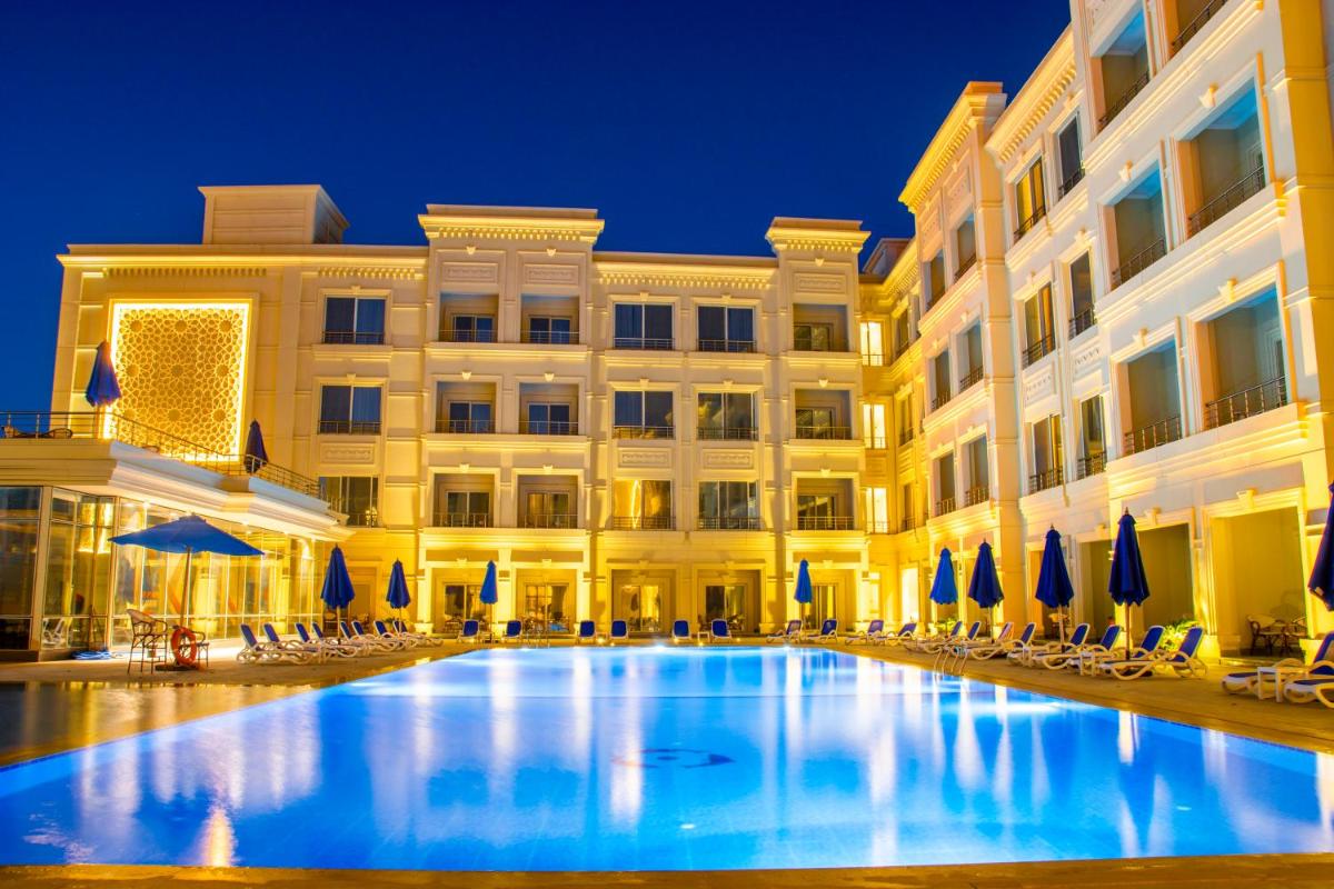 Suitetrails - Helnan Mamoura Hotel & Events Center
