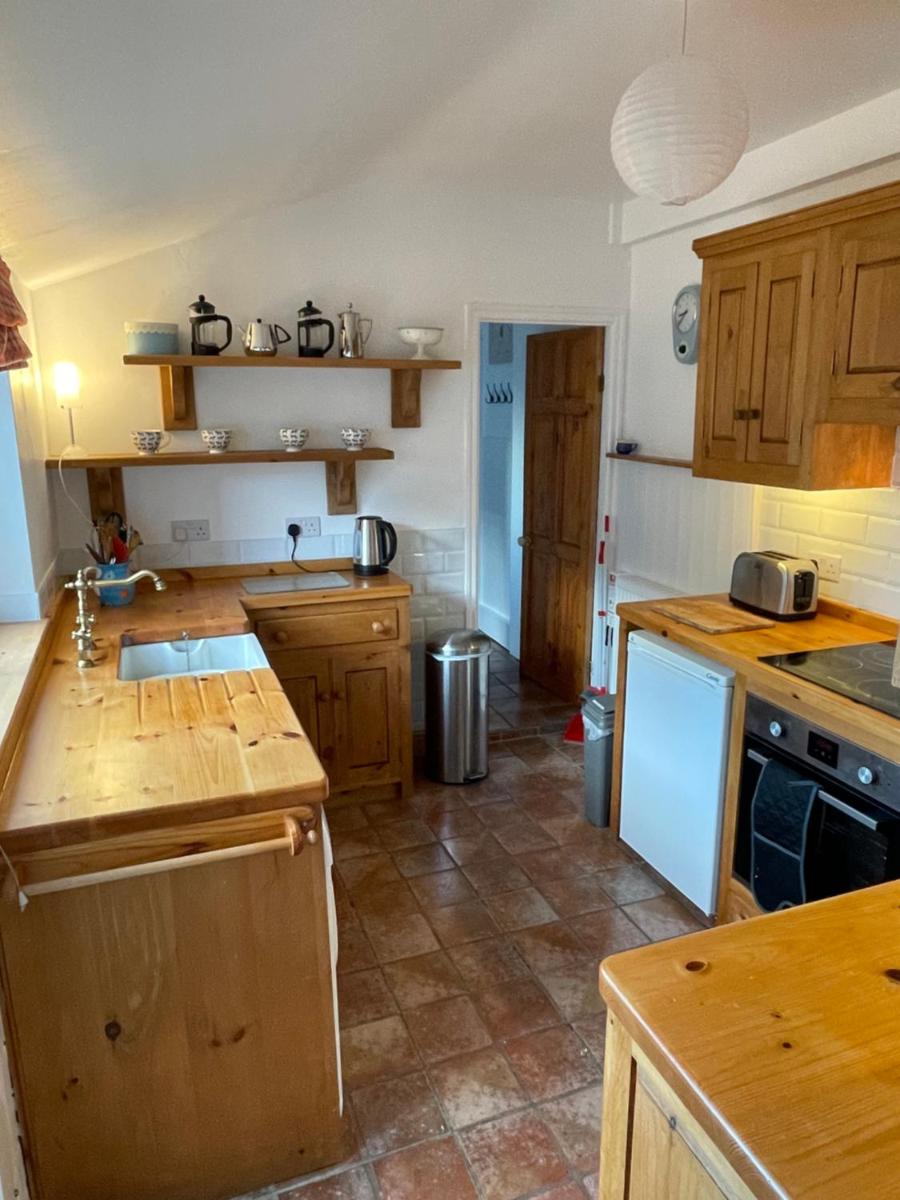 Port Mulgrave cosy cottage - Housity