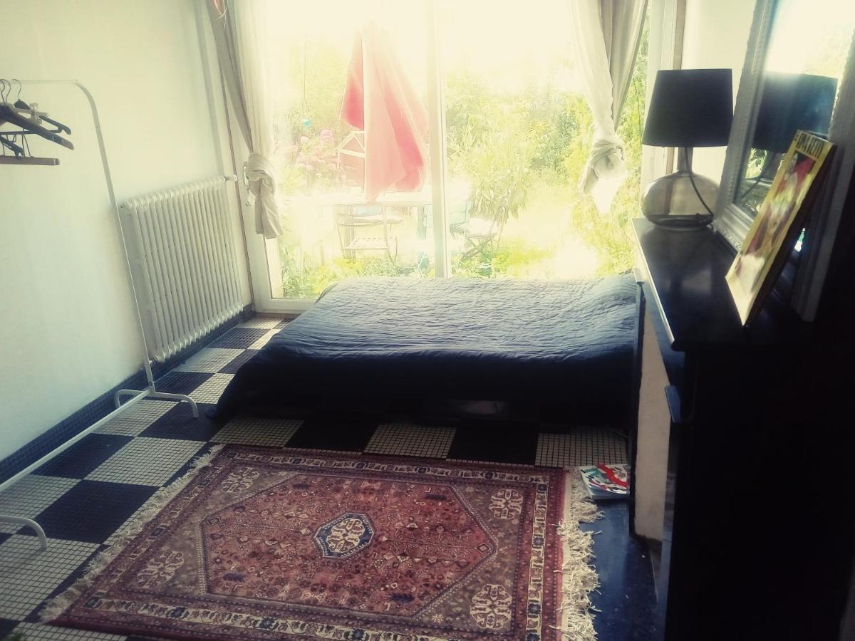 Jolie chambre dans une maison familiale - Housity