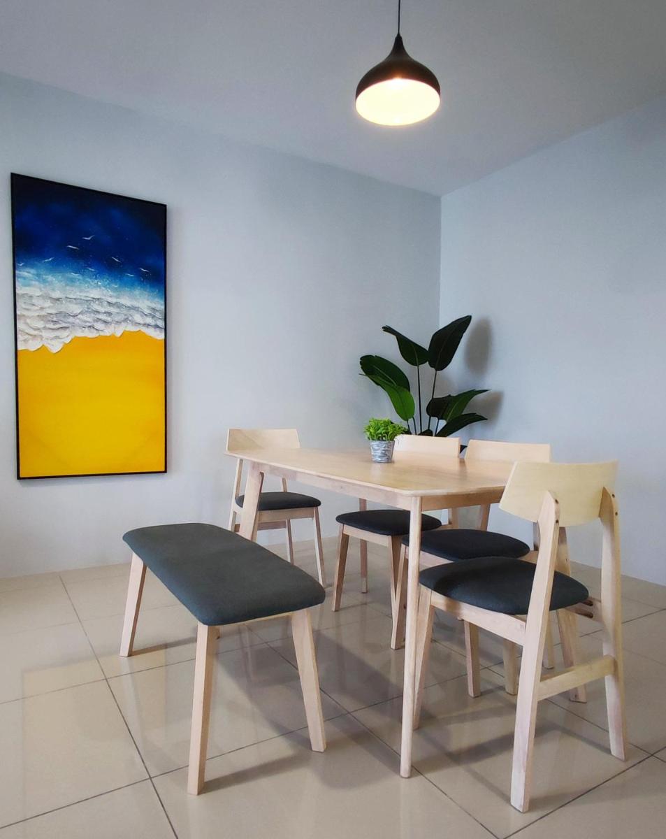 Manhattan Condo 8-11pax (2min to Aeon & Lotus) - Housity
