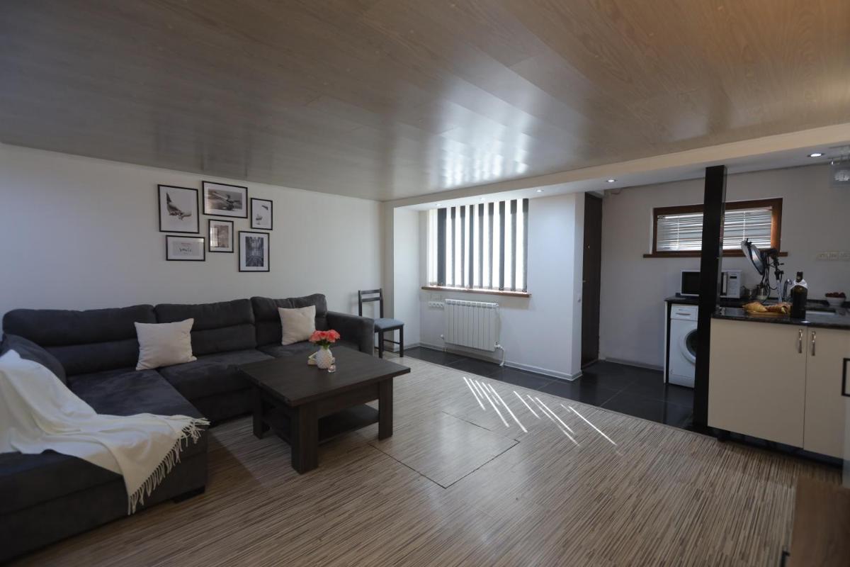 Old Friends Guesthouse - Housity