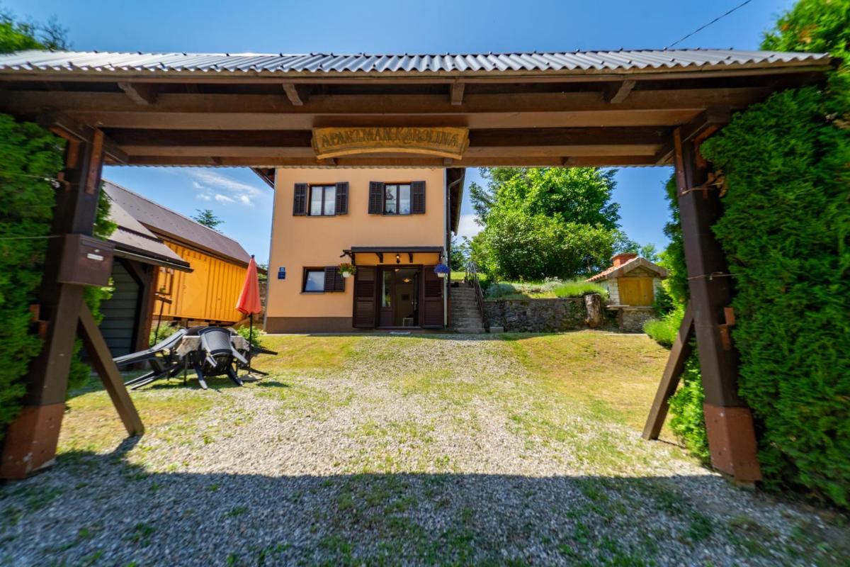 Karolina - Housity