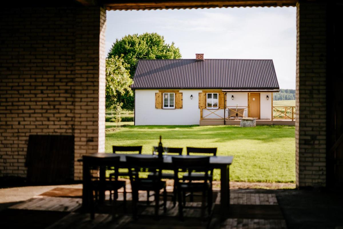 Piękne Pole - Housity