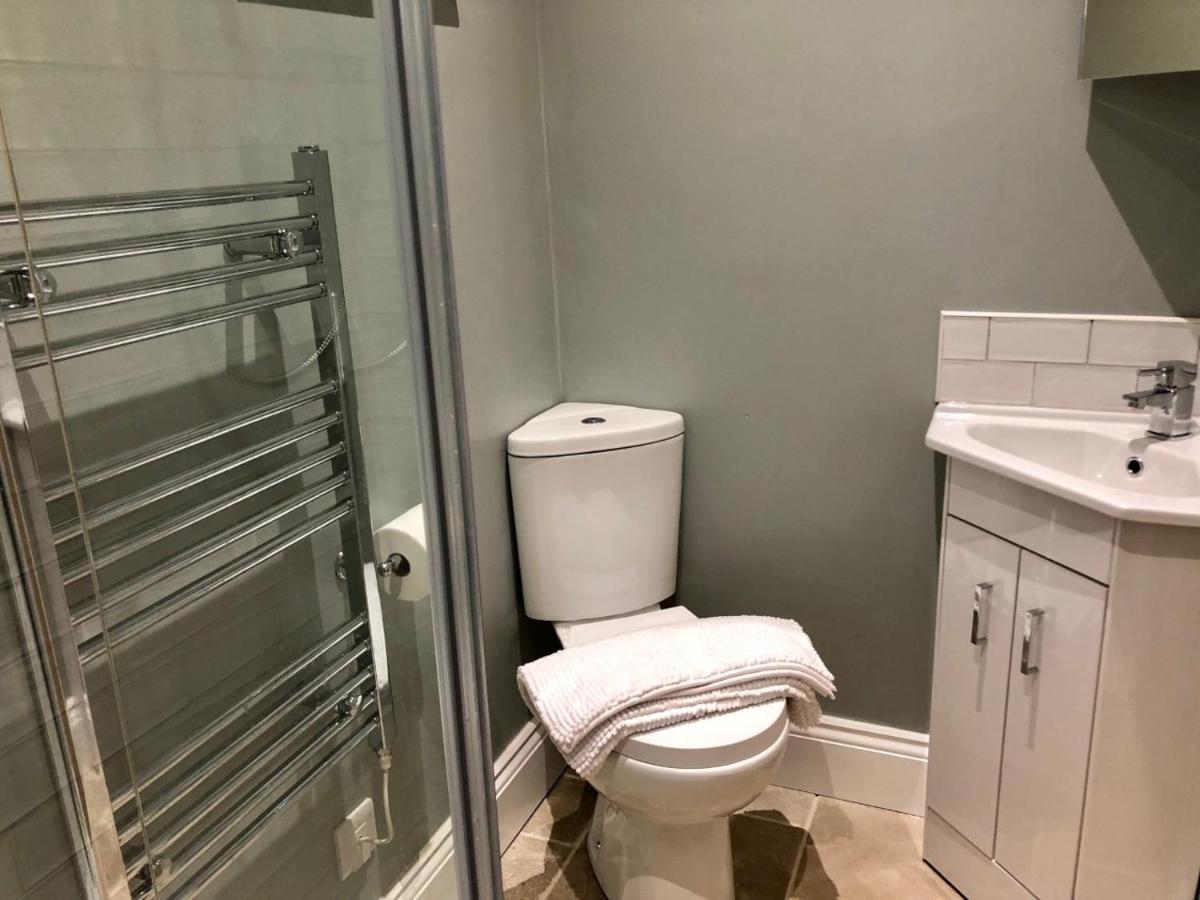 The Outhouse - Cosy Country Guest Suite - Housity