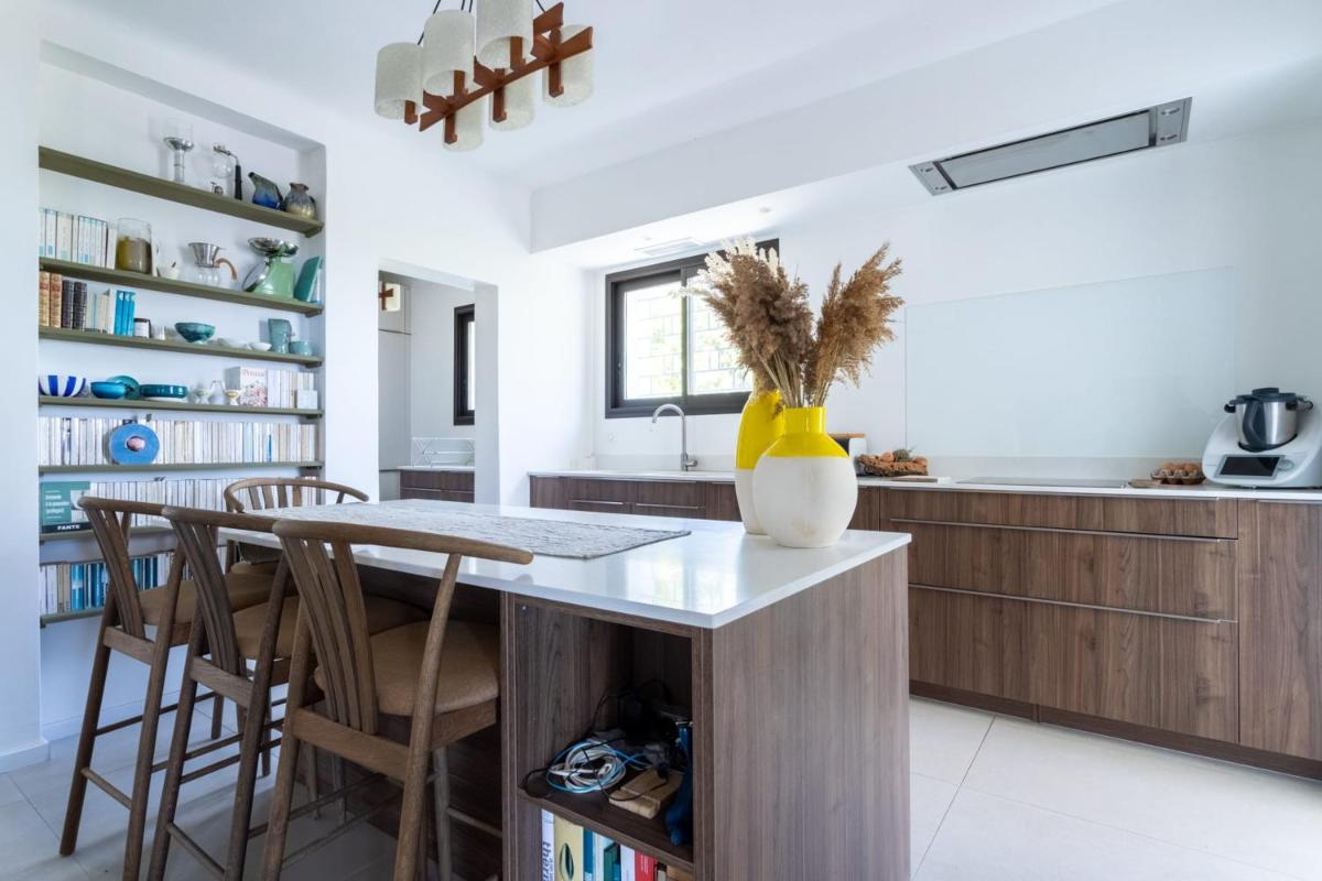 Suitetrails - Luxurious modernist architect's house 3-bedrooms with AC - Dodo et Tartine