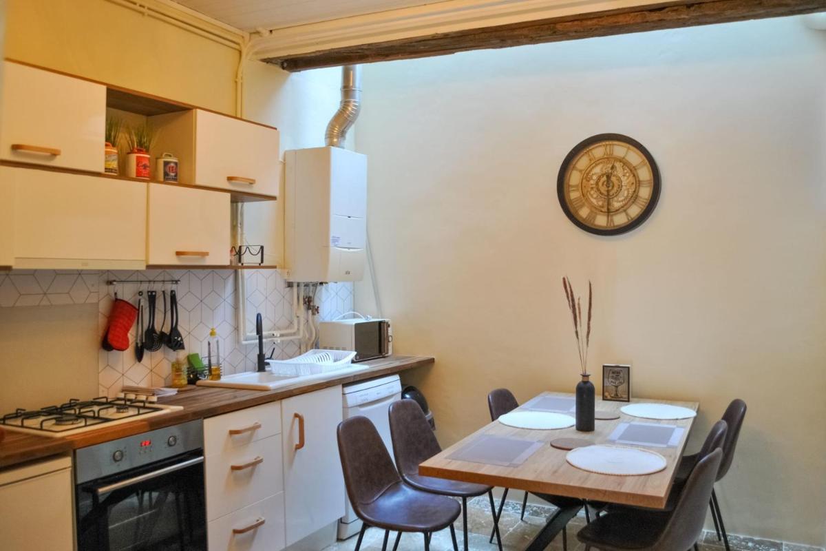 Detached house 2 minutes from the centre of Sarlat la Caneda - Housity