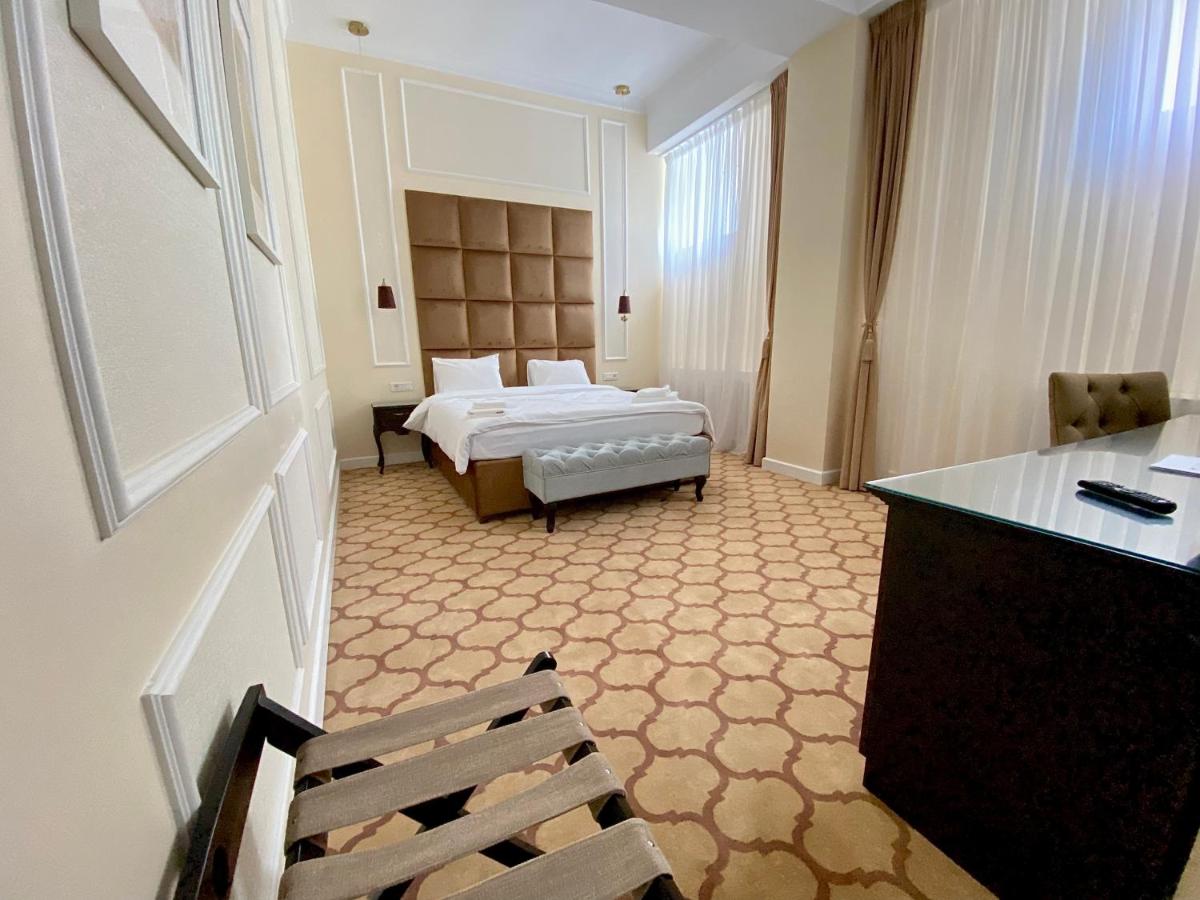 Venetian Bucharest - Housity