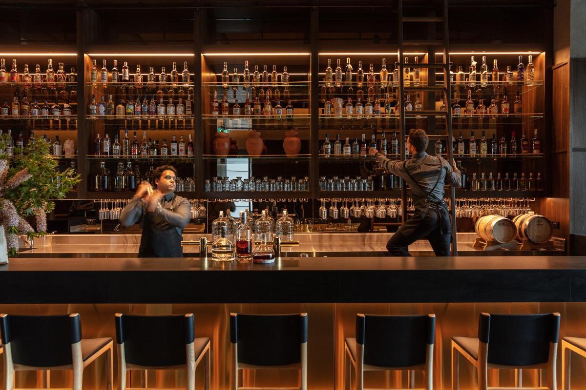 Suitetrails - Next Hotel Melbourne, Curio Collection by Hilton