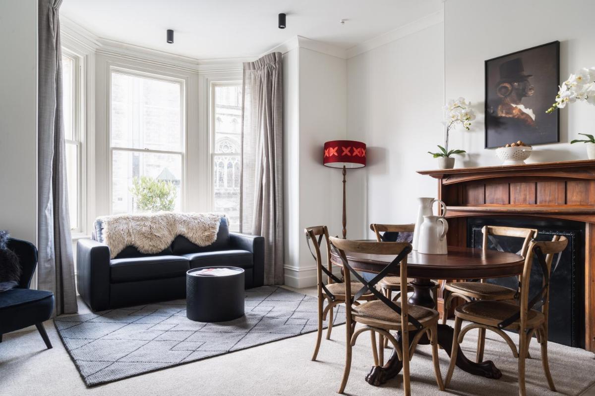 Luxury Apartment on Stuart - Housity