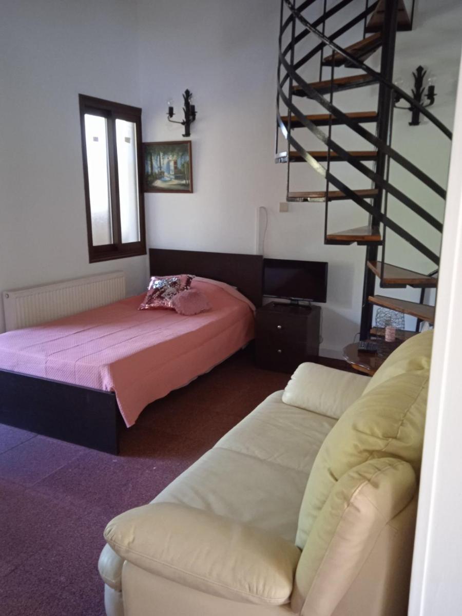 Tranquil guest house set in natural beauty! - Housity