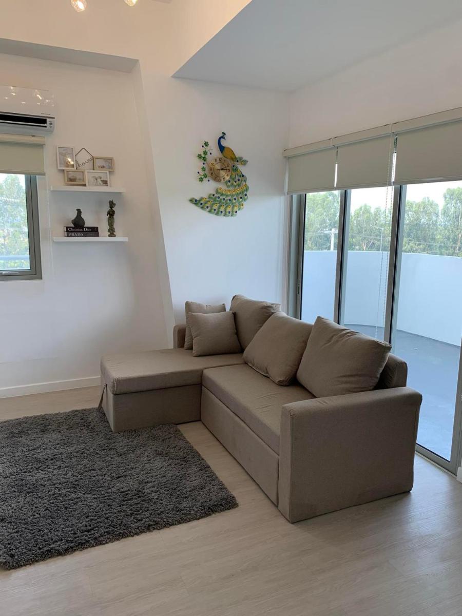 Real Serene Suite by AZURE NORTH - Housity