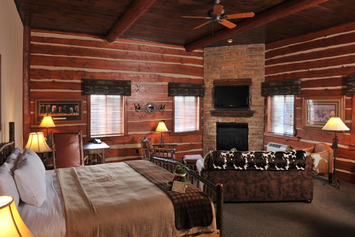 Stoney Creek Hotel St. Joseph - Housity