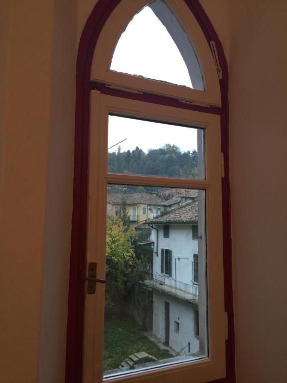 Suitetrails - Lalla's Central Apartment