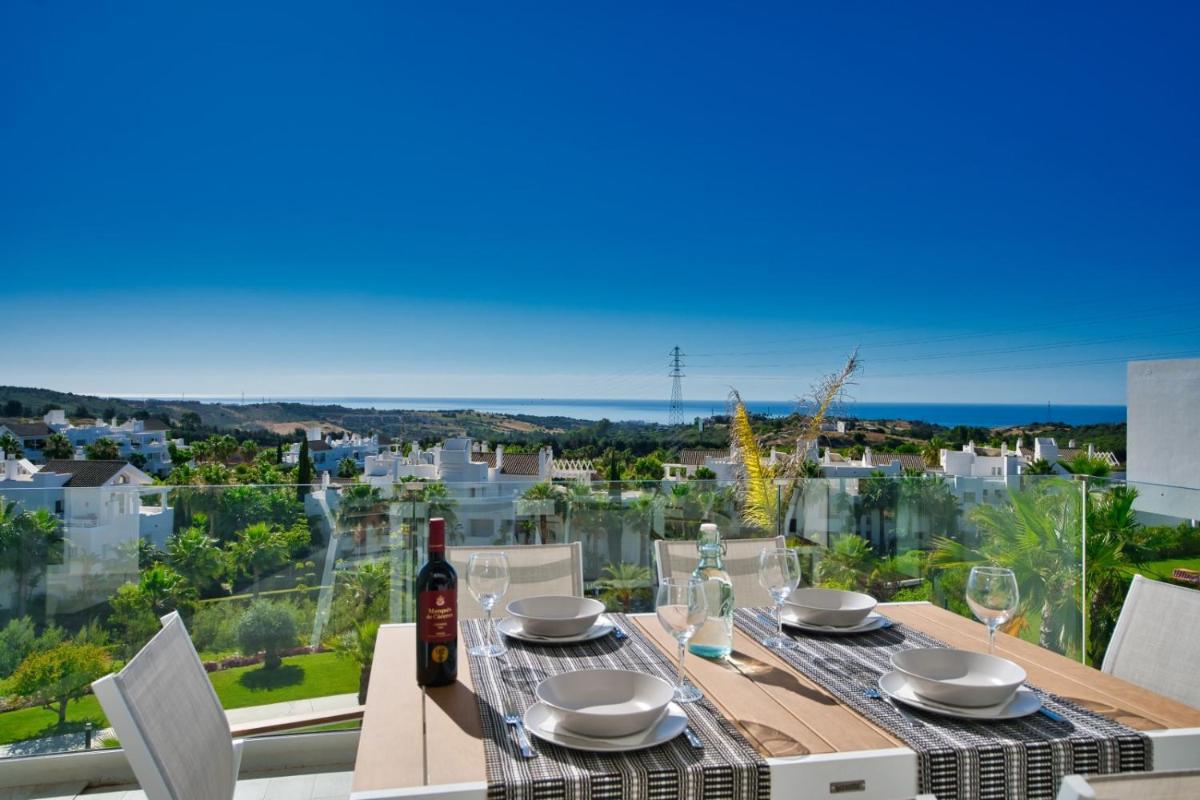 AL-1312 ESTEPONA - APARTMENT - ALCAZABA LAGOON - Housity