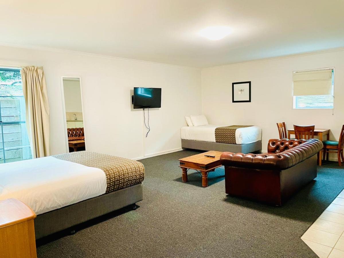 Quality Inn & Suites The Menzies - Housity