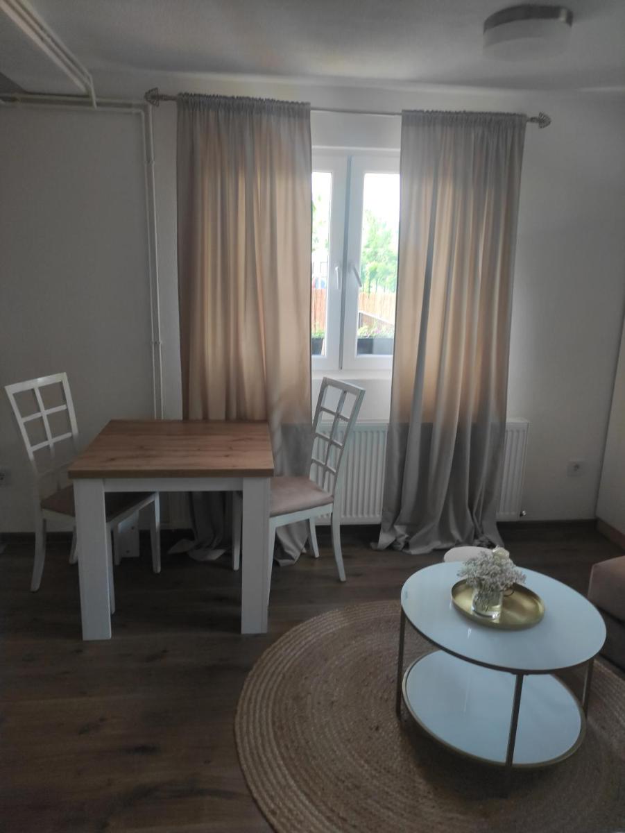 Dream Home Studio Apartments - Housity