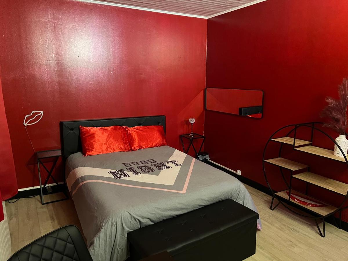 Studio 1 er étage proche chalon - Housity