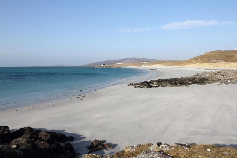 Eriskay Views Cottage - Housity