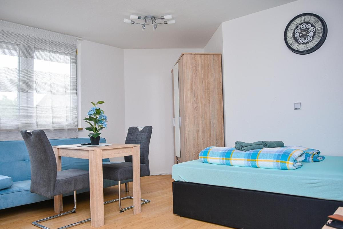 Ruhige Wohnung im . Private Parkplatz ,Balkon ,Netflix - Housity