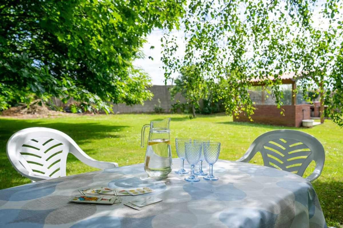 Casa con jardín cerca de la playa El porton - Housity