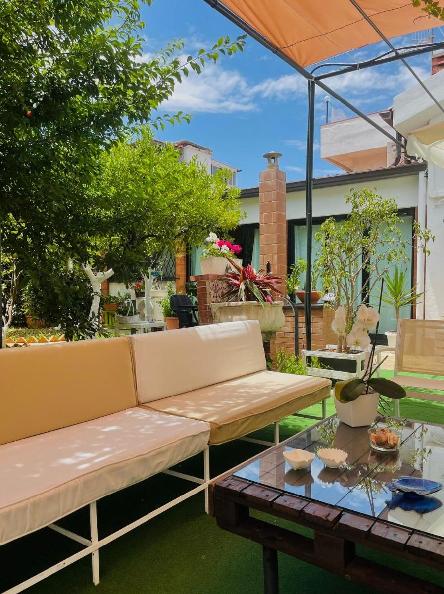 Alemar Bed & Breakfast - Housity