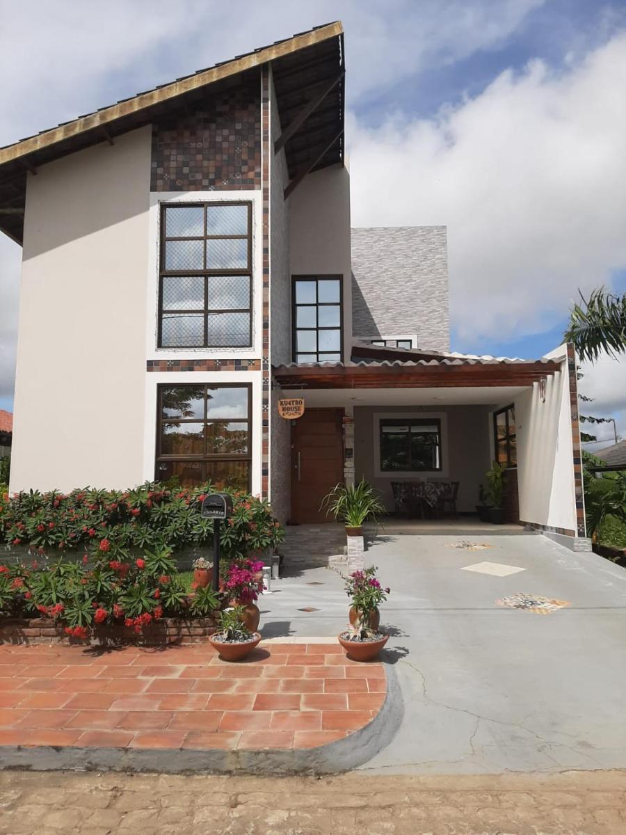 Ku4tro House - Condomínio Yes Banana - Housity
