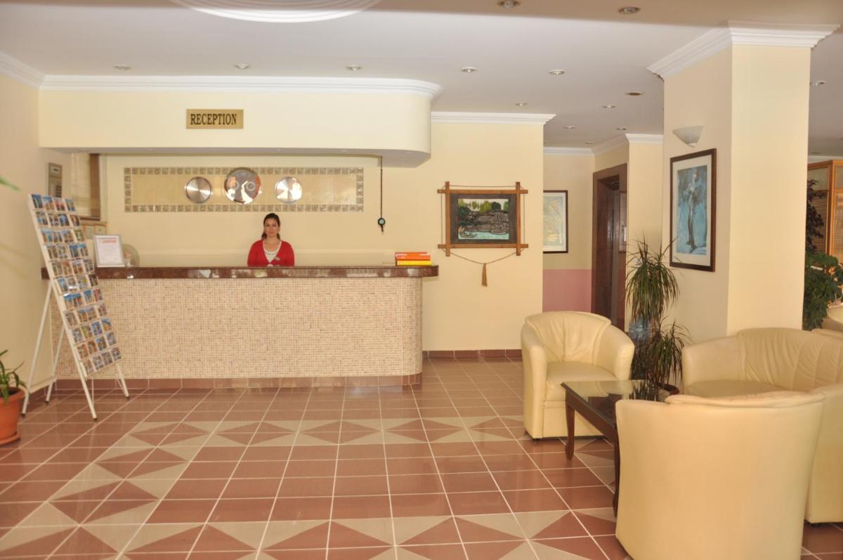 Amberrose Apart Hotel - Housity