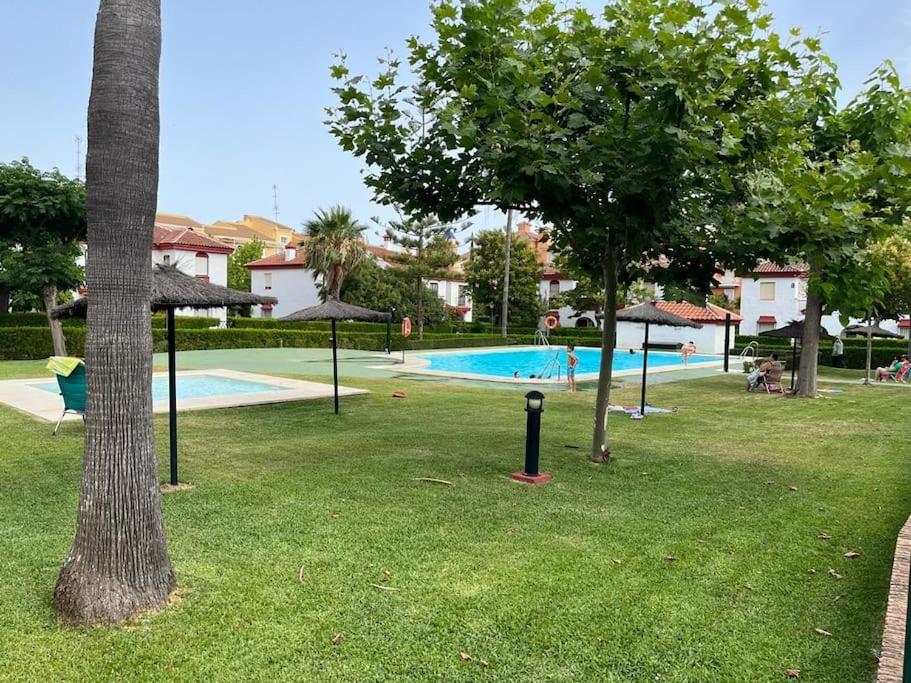 Precioso apartamento con ubicación perfecta en playa Islantilla - Housity