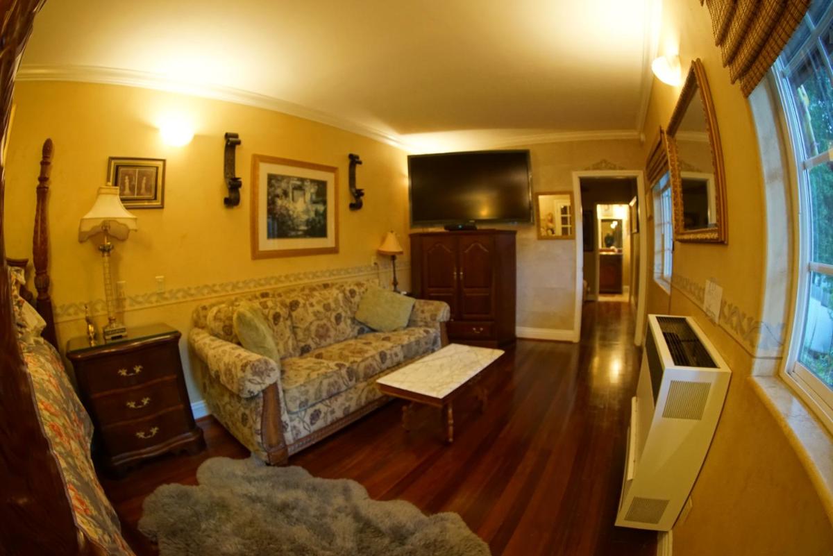 FLEUR DE LAC EUROPERAN INn - Housity