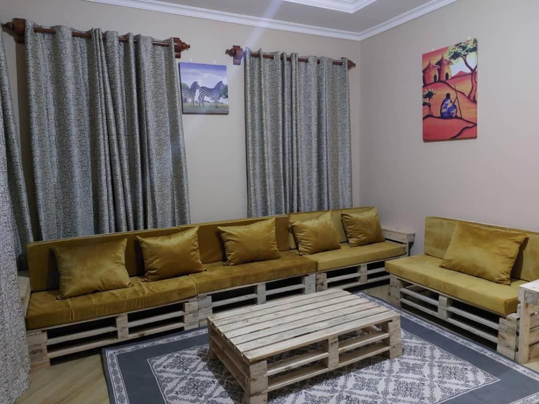 Incline Apartment - Housity