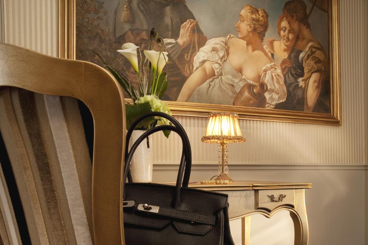Coin salon dans l'établissement Hotel & Spa Saint-Jacques