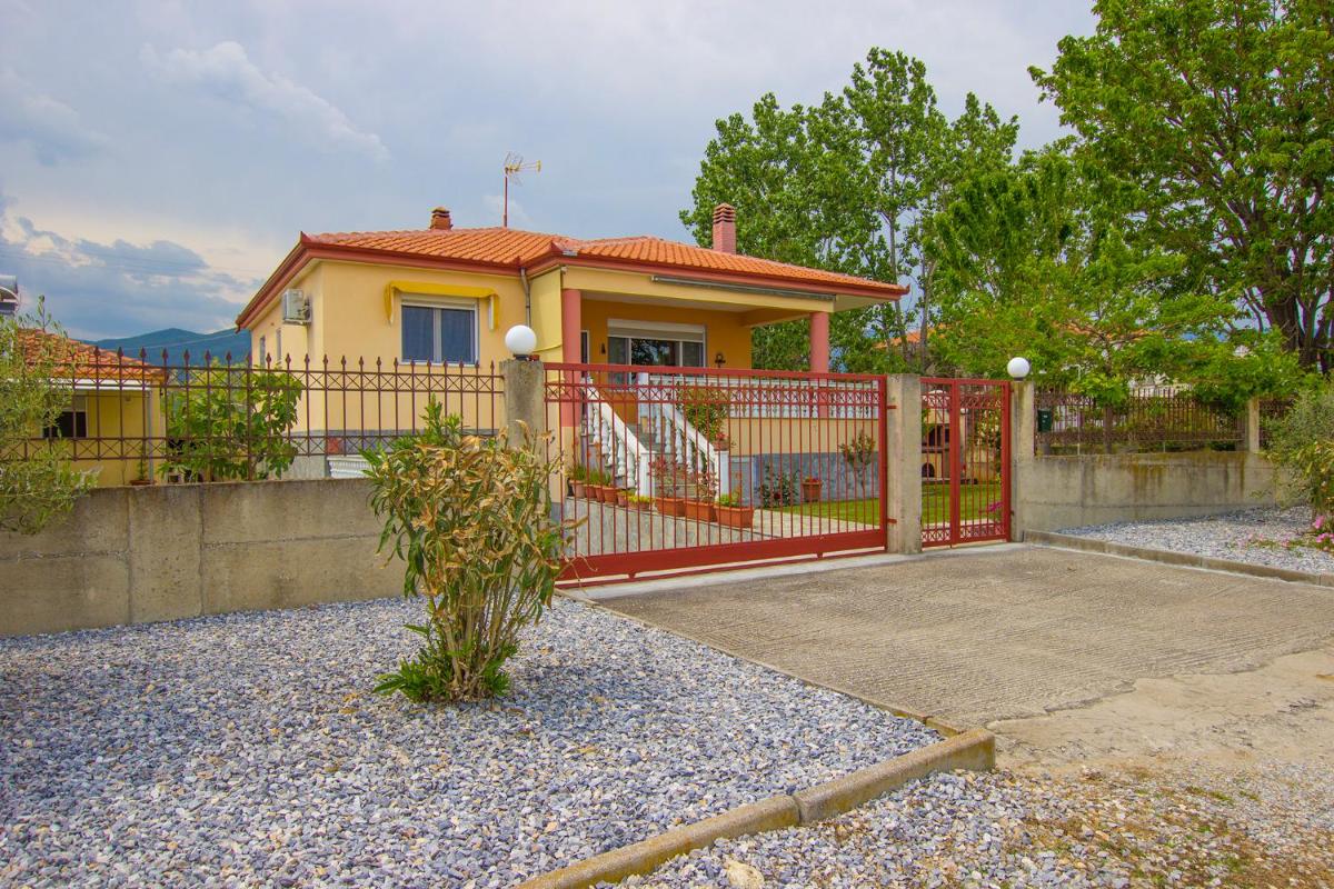 Kaliva House - Housity
