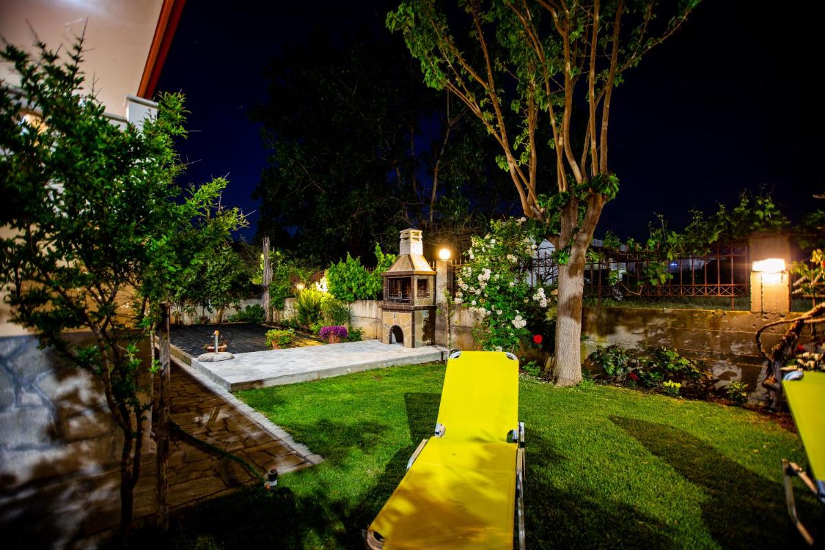 Kaliva House - Housity