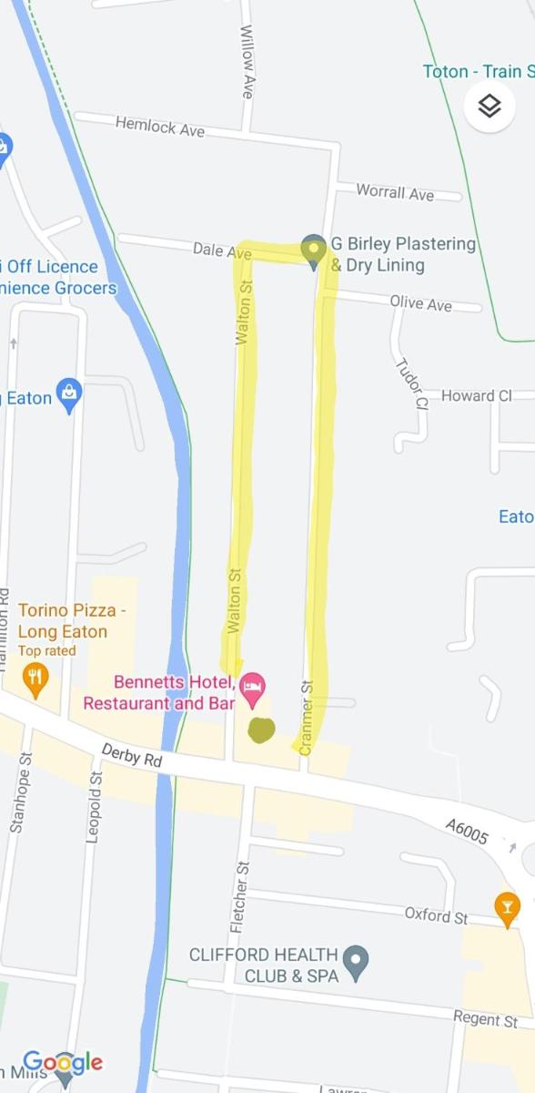 Bennetts Hotel - Housity