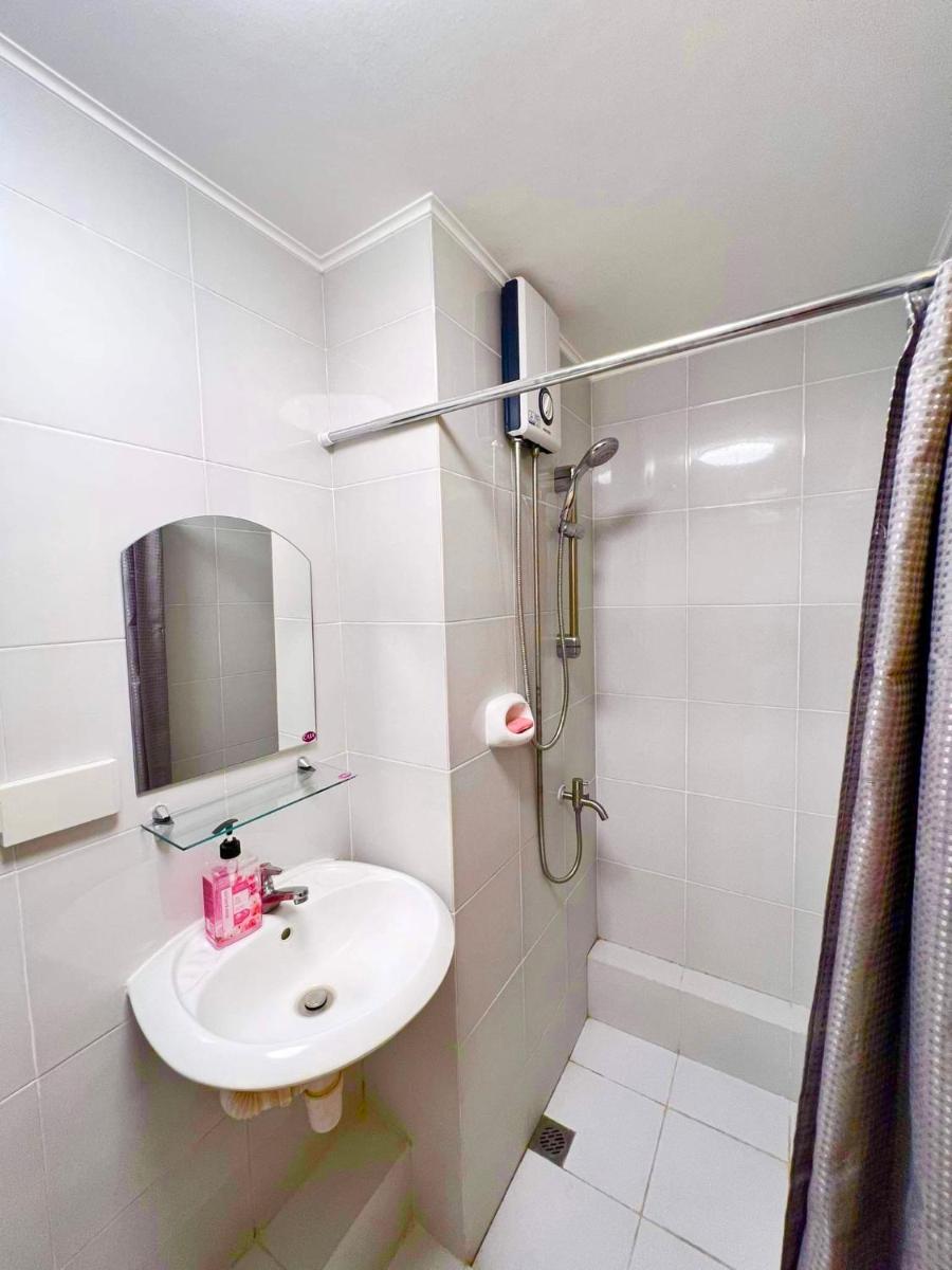 2 Bedroom Condo Unit - Housity