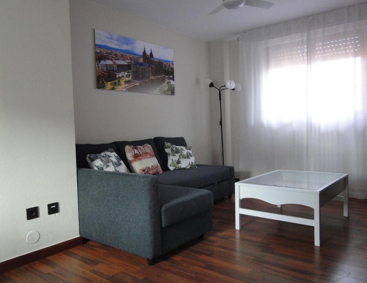 INSULA PLAzA MAYOR ATICO - Housity