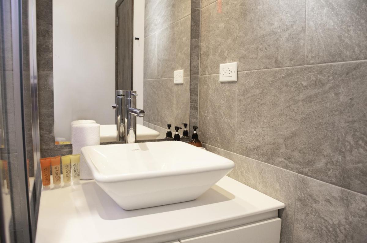 Tradewinds Apartments Simpson Bay - Hizvo