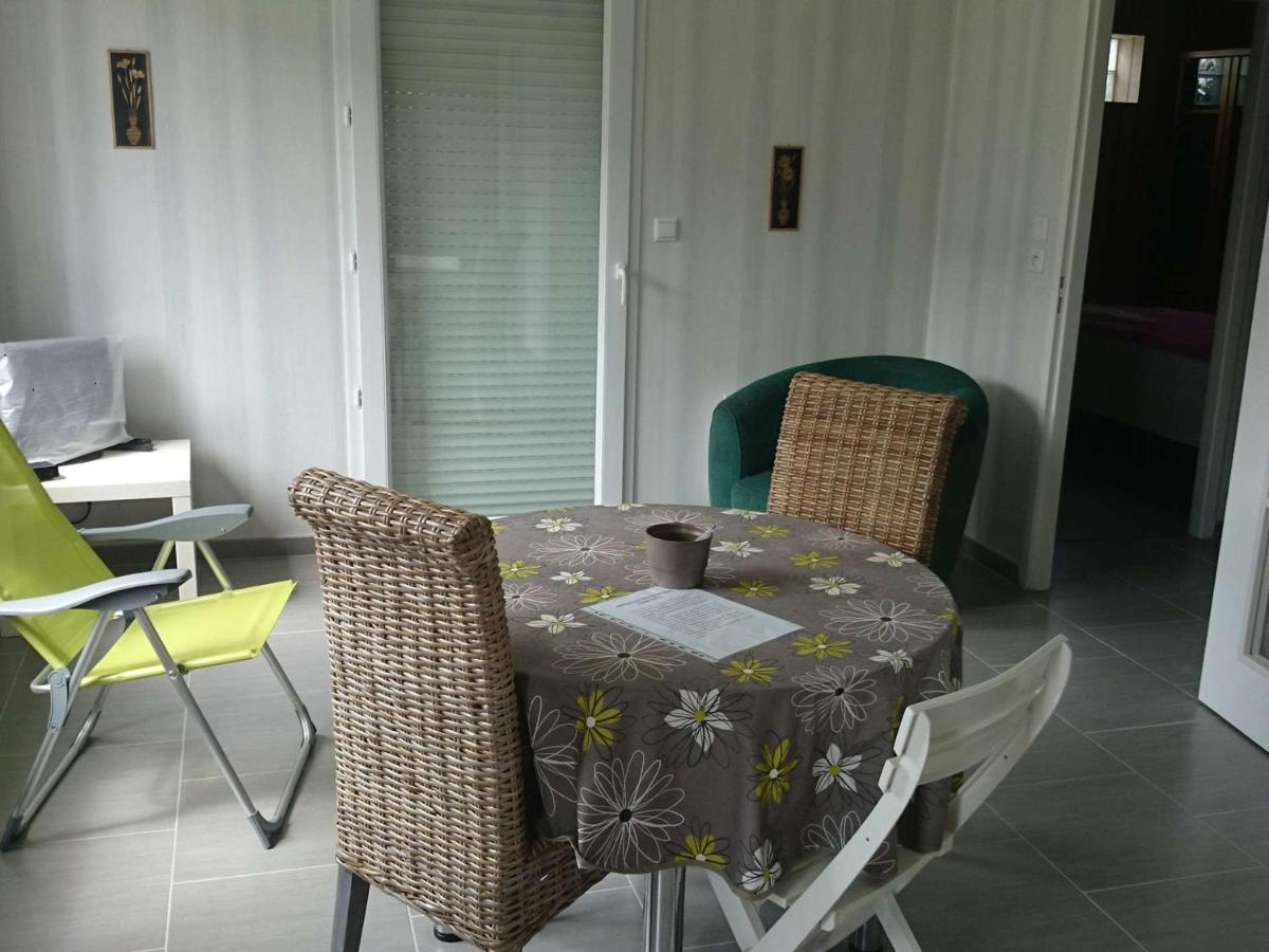 Charmant T2 avec terrasse, parking, proche cinéma et casino - Berck - FR-1-674-14 - Housity