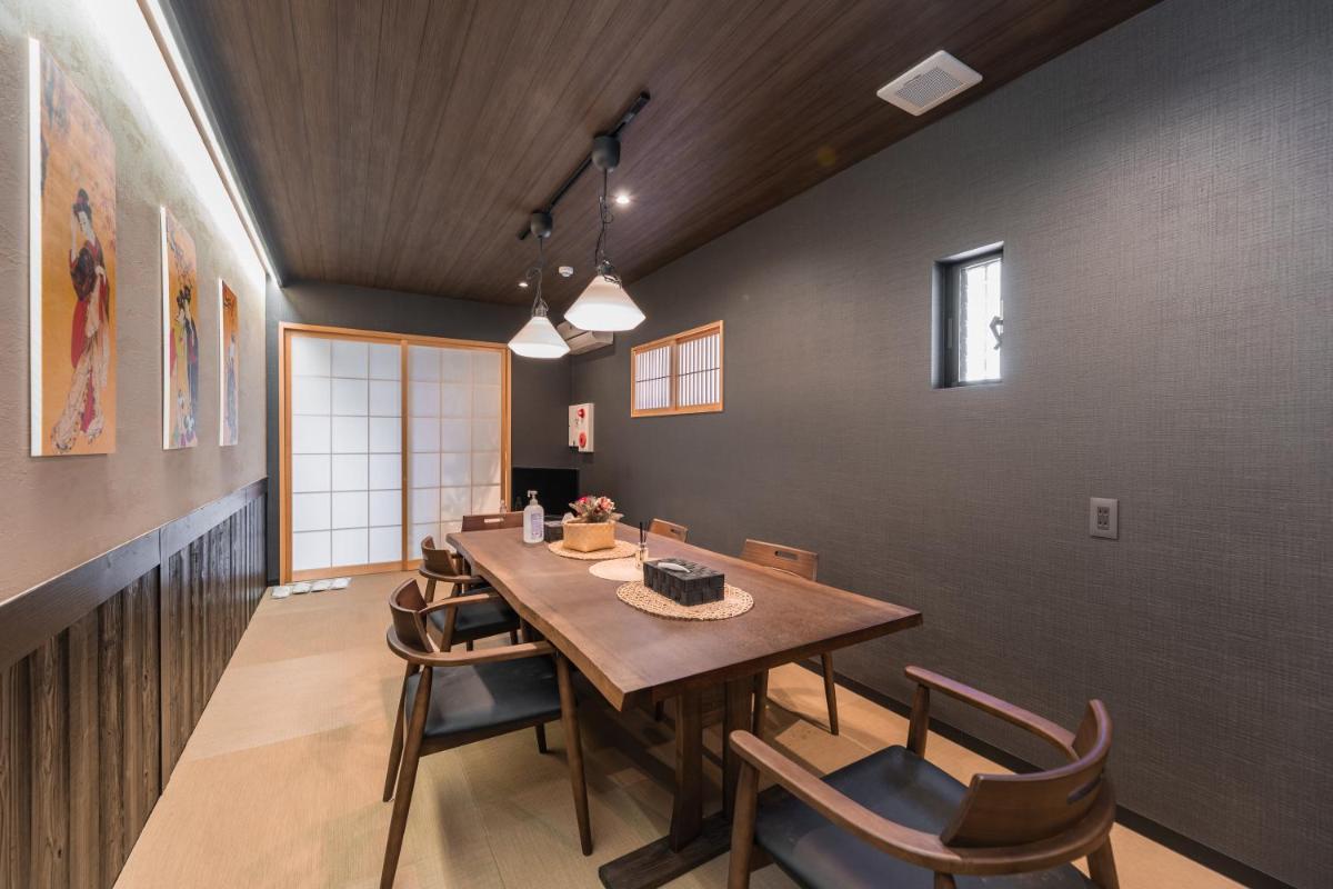 HOSTEl IRODORI Dotonbori Minami - Housity