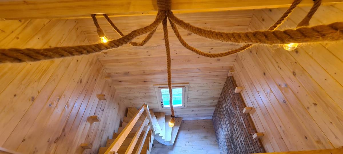Domek z Sauną i balią jakuzii w głuszy - Housity