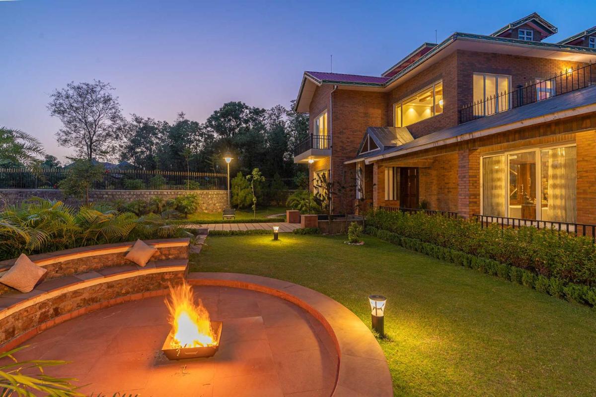 StayVista at Dhauladhar House - Luxurious Chateau in Kangra - Housity