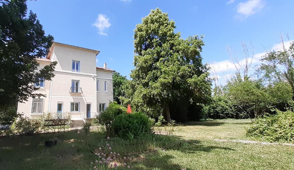 Chambres d'hôtes les Bruyères - Housity