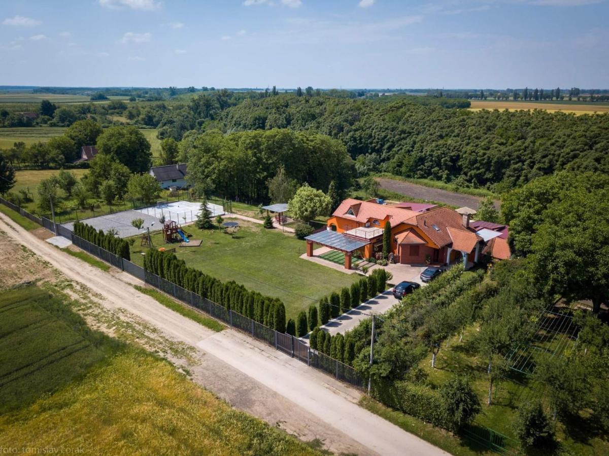 Ladanjska Kuca Maras - Housity