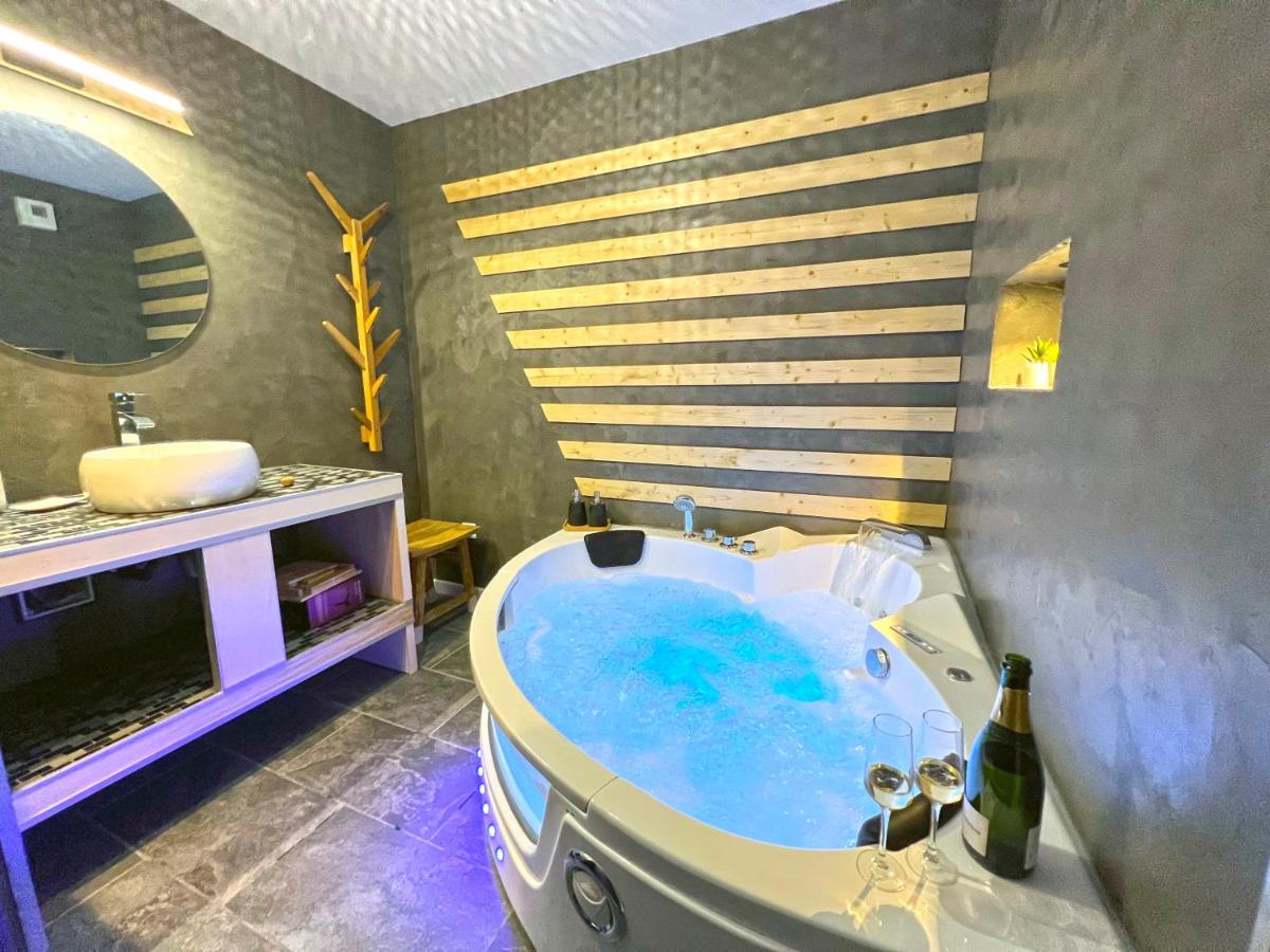 Suitetrails - Gîte cosy avec Jacuzzi classé 3 étoiles