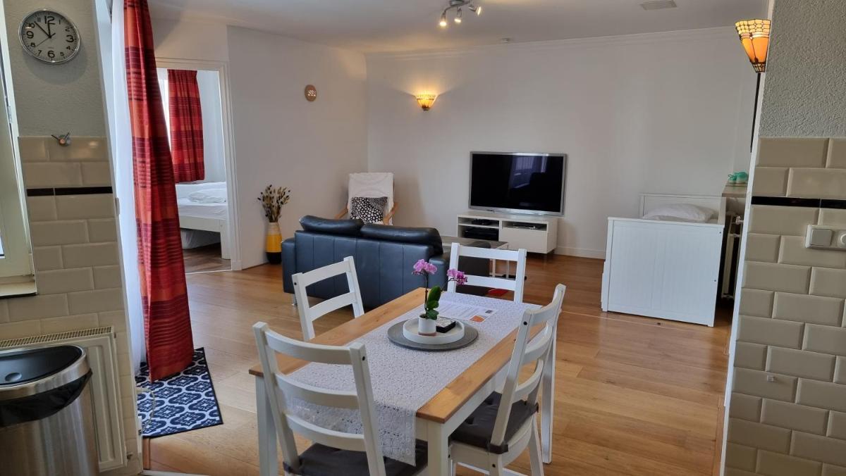 Geräumiges und Modernes Apartment Tara am Meer mit Parkplatz! - Housity
