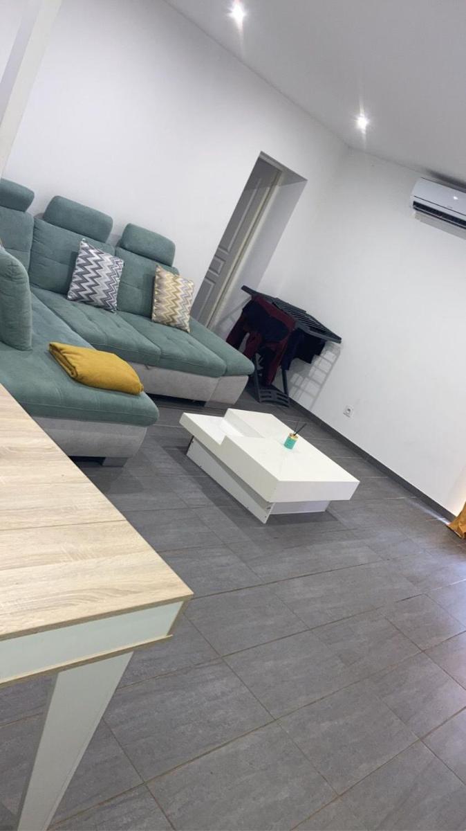 Location T3 meublé avec jardin - Housity