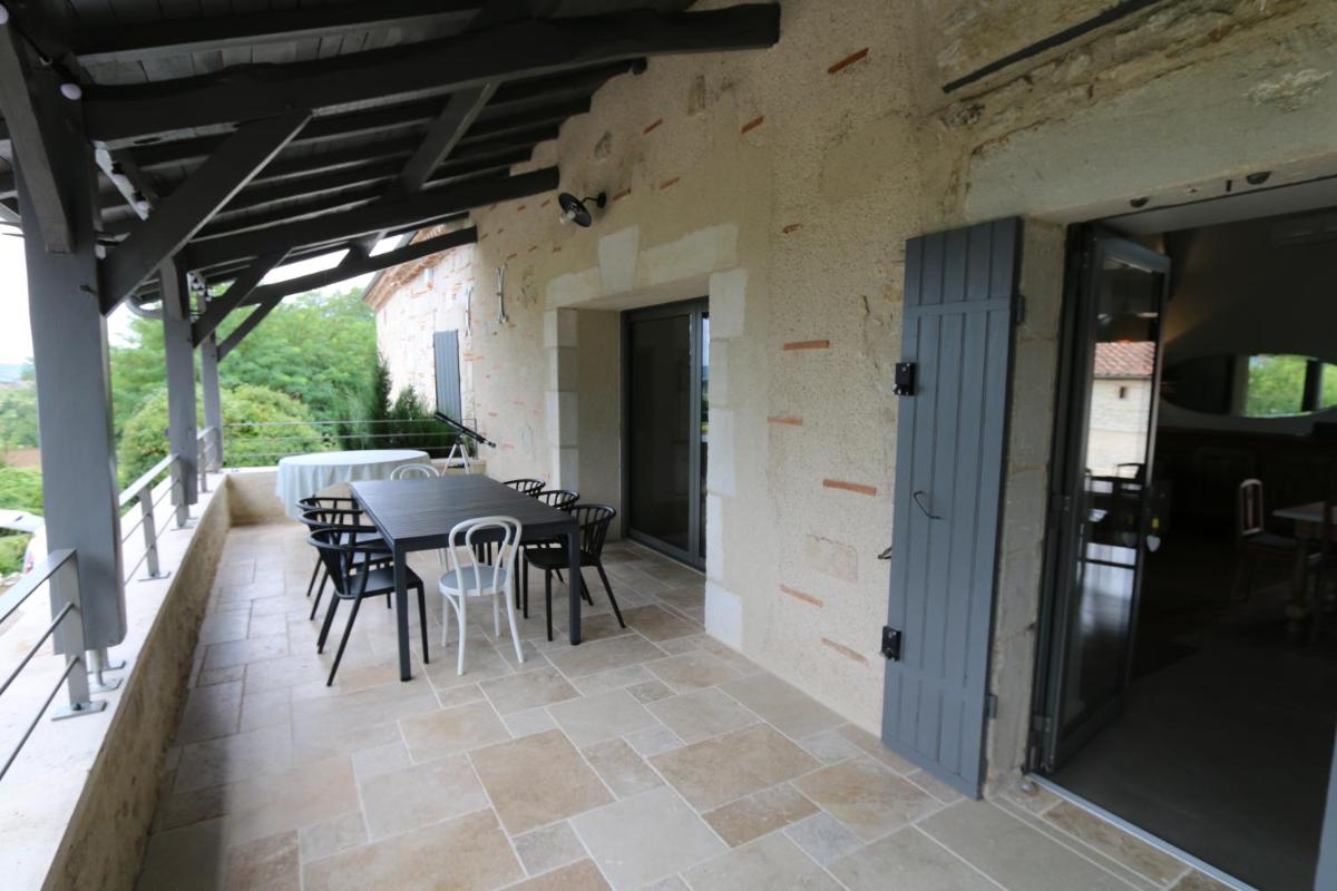 Suitetrails - Marigné: Superb country house, swimming pool and hot tub
