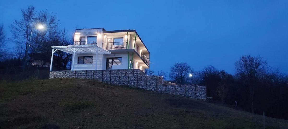 VILA VALEA PRAHOVEI VIEW - Housity