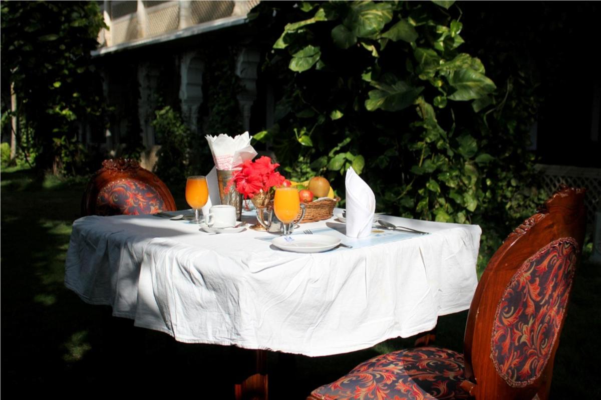 Hotel Pushkar Palace - Housity