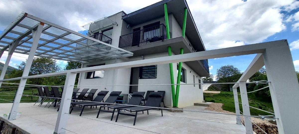 VILA VALEA PRAHOVEI VIEW - Housity
